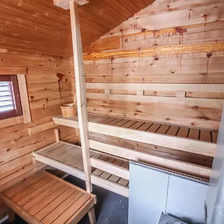 Rukan Taikavuosselin Helmi 8 A By Interhome 펜션 루카